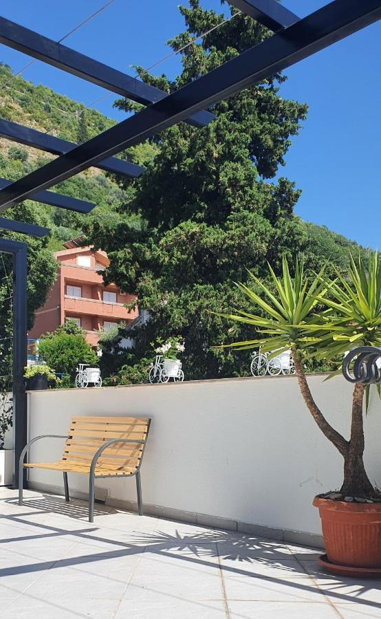 Villa D&B בודווה מראה חיצוני תמונה